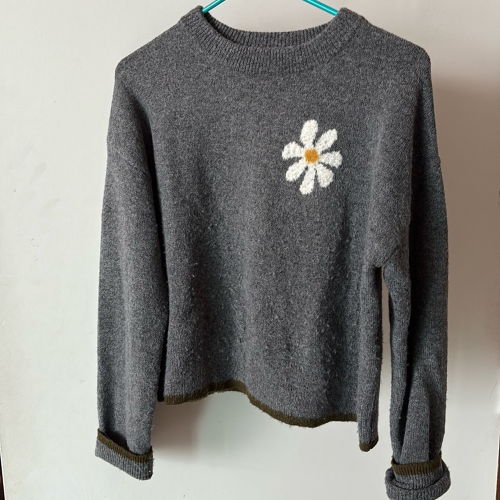 Natural Life brand daisy sweater in gray